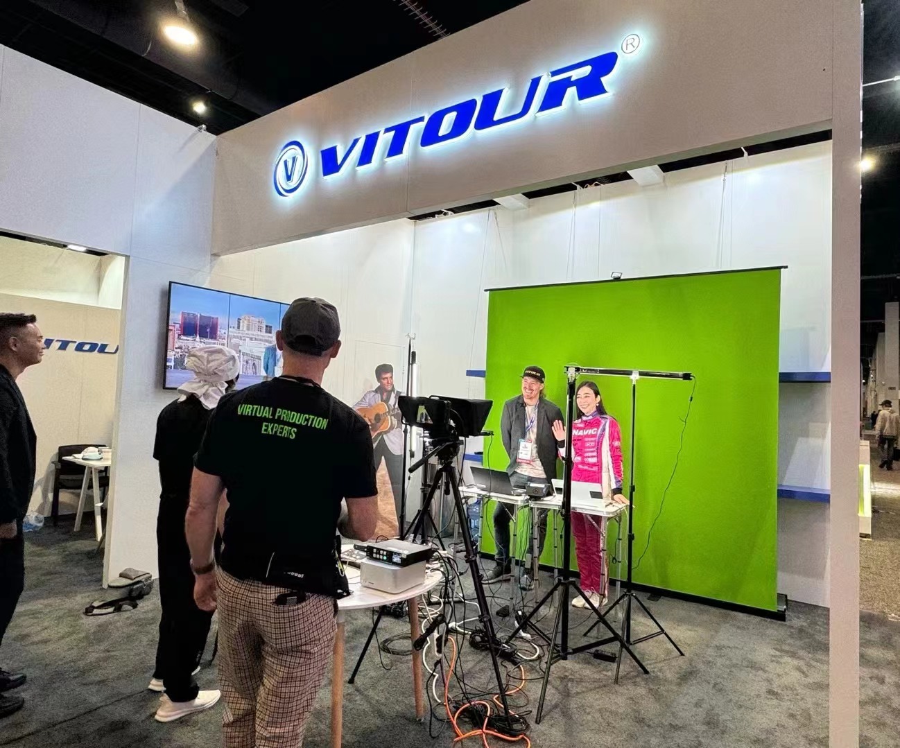 Sema Las Vegas tyre show Booth no #44195